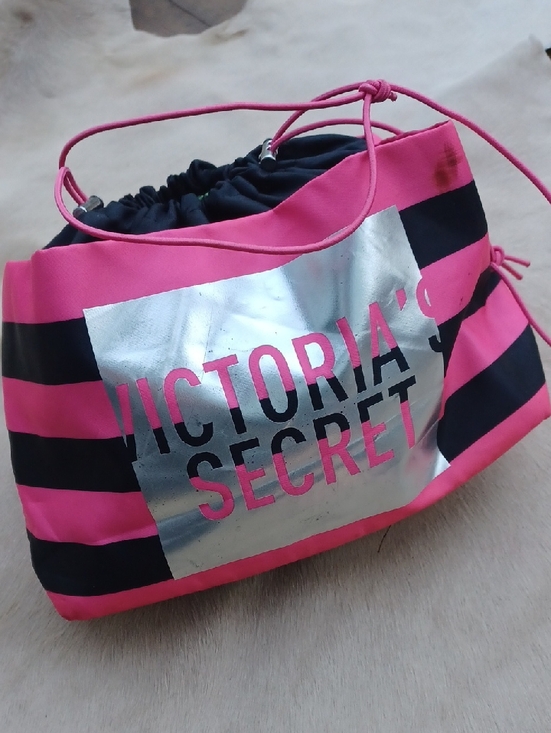 Victoria's Secret Handbags - Victoria's Secret Cosmetic Pouch